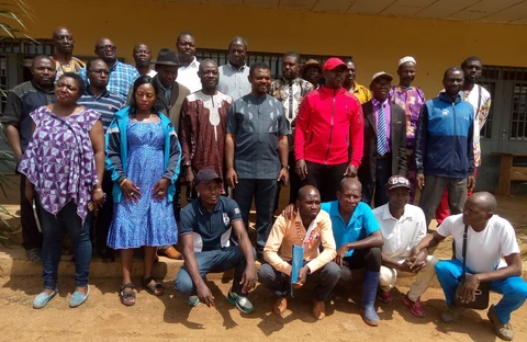 kɨpɨ́séŋ kɨ́ nláŋ mwɛ́ lɨsɛ́ŋ ɗɨ́ káata nlalά