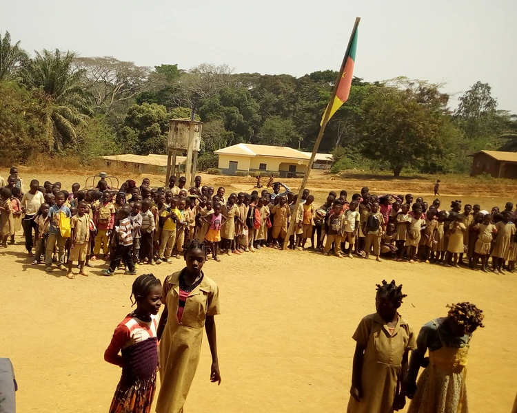 kɨwaŋ kɨ́ mwɛ́ mətoo mə́ ɓəsɨ́ á Deuk